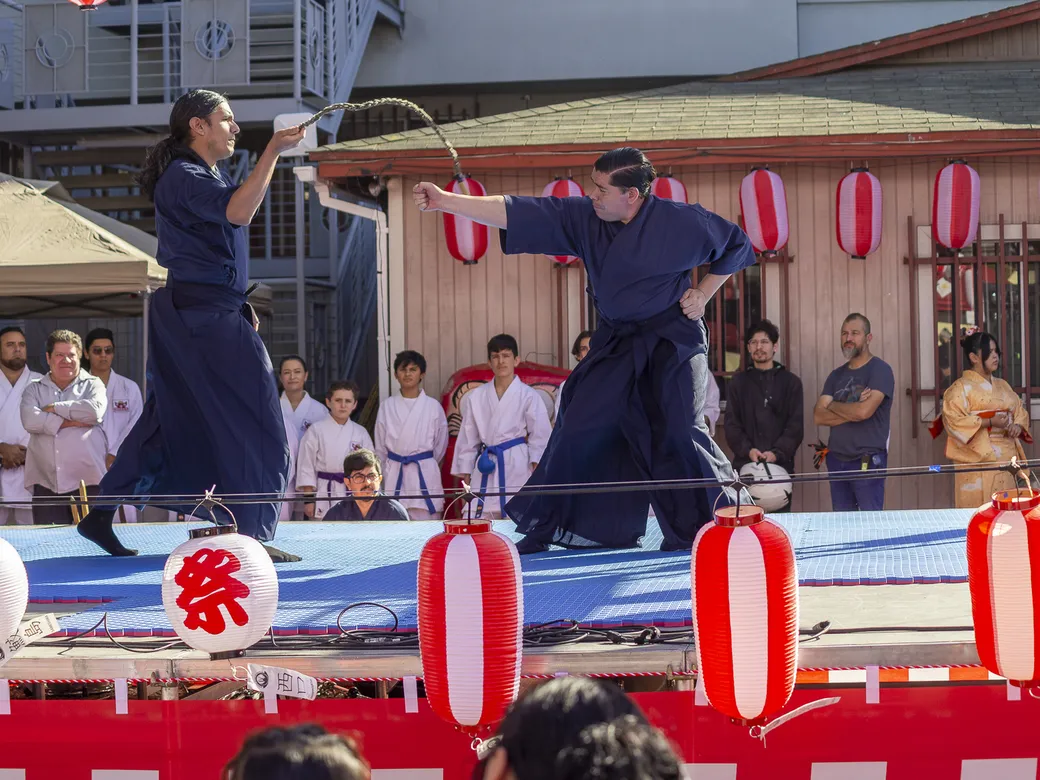 Exhibición de kendo en el Obon Matsuri 2025